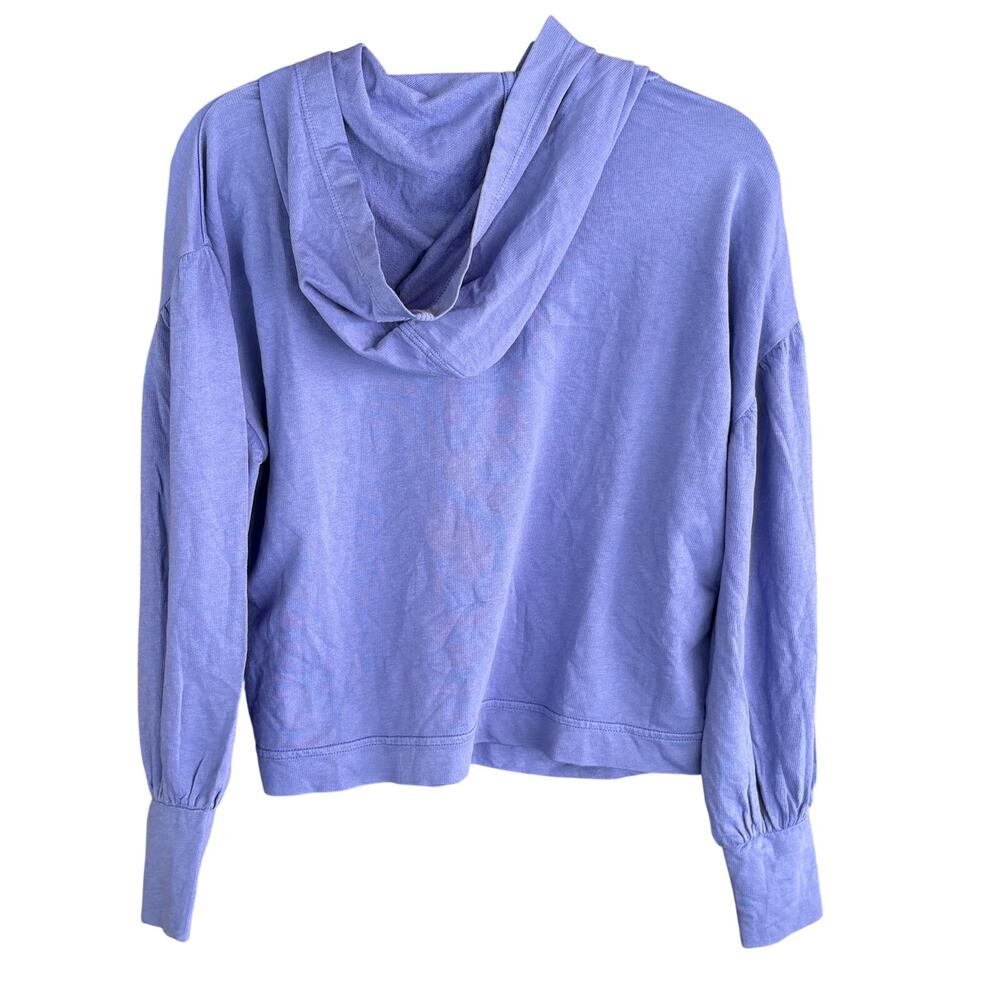 Lilly Pulitzer Crop Terry Hoodie S NWOT Sweatshirt Top Purple Coastal Prep - Picture 2 of 4